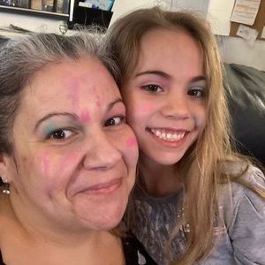 Meet your Posher, Rina